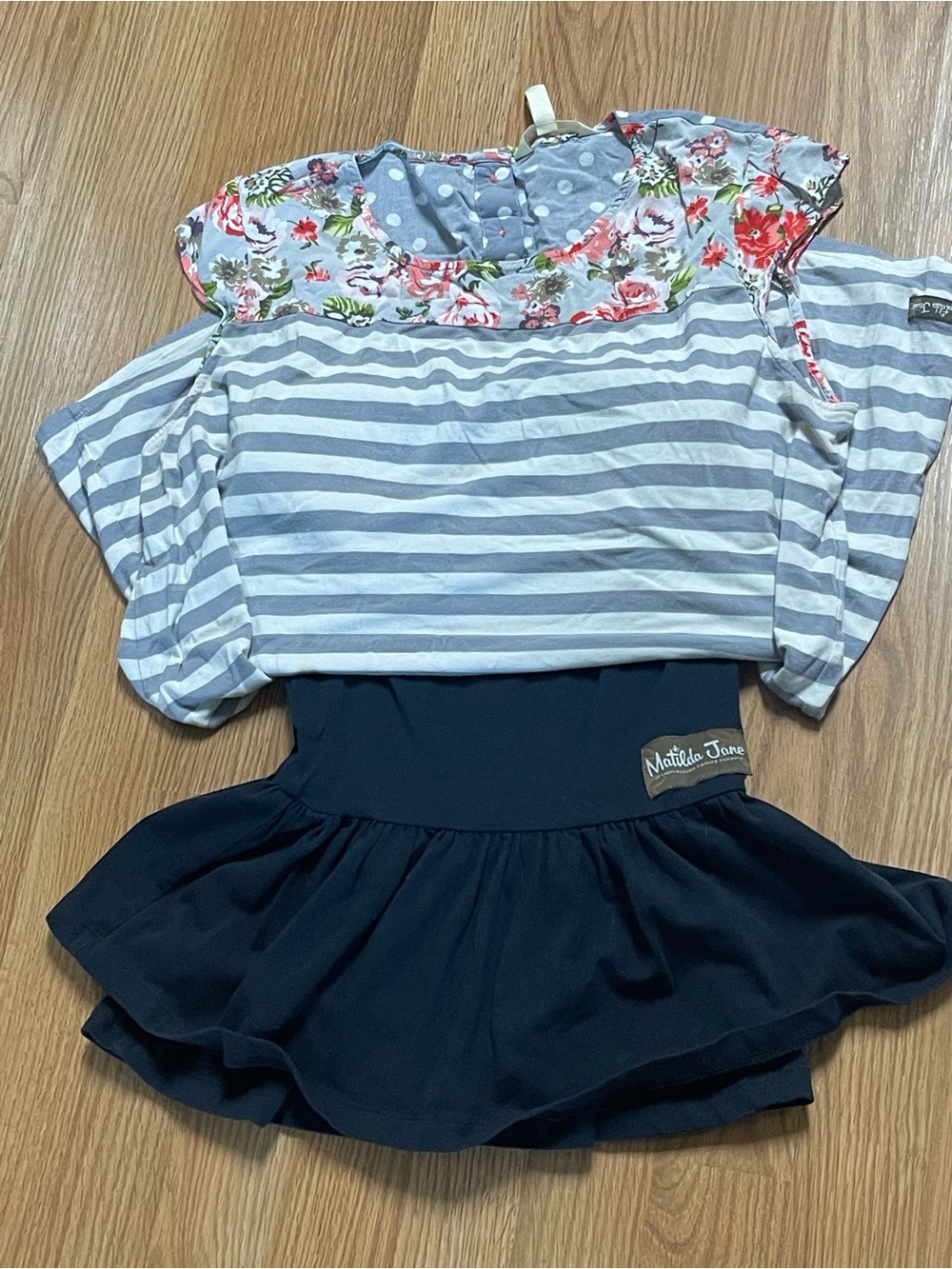Vintage Matilda Jane Floral spring top in size L with black ruffle pants XL